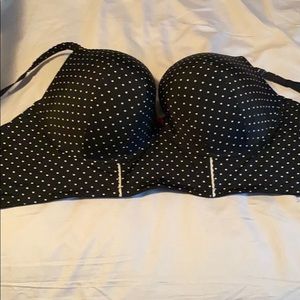 38H polka dot bra